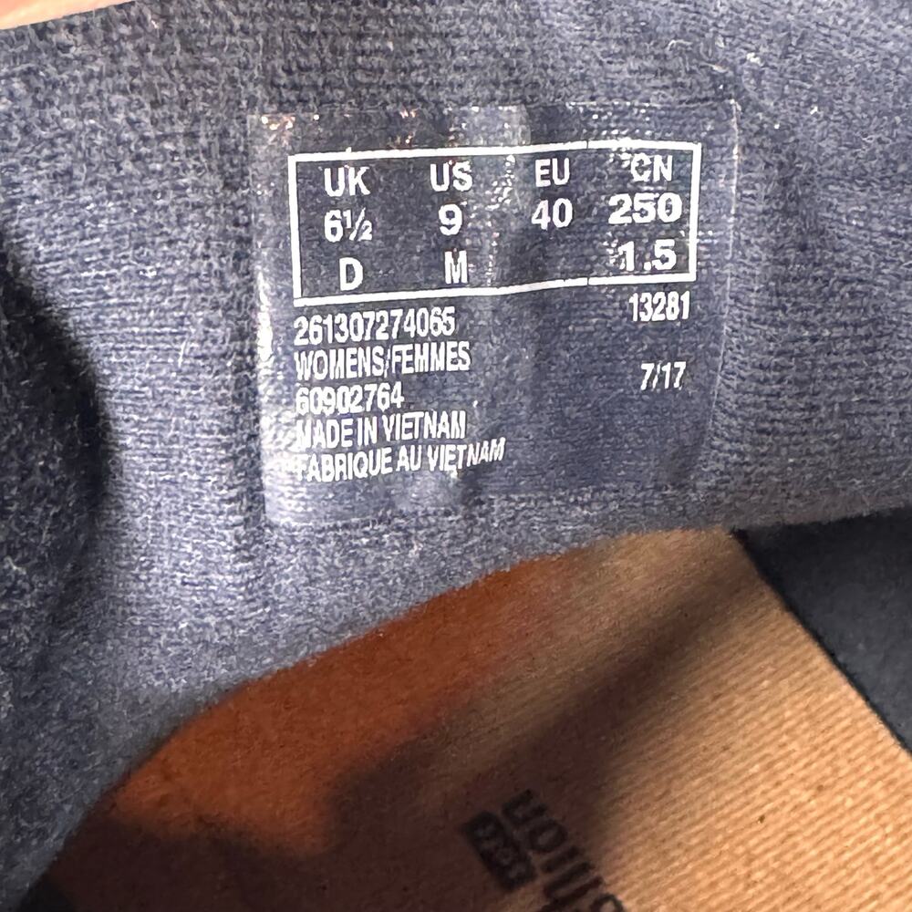 CLARKS Lace Up Boot Women's 9 Tamitha Key Navy Suede Leather Ankle Bootie Casual - Picture 9 of 9